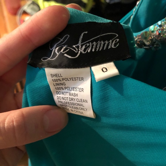 Prom Dress! Worn once!! - Picture 4 of 4